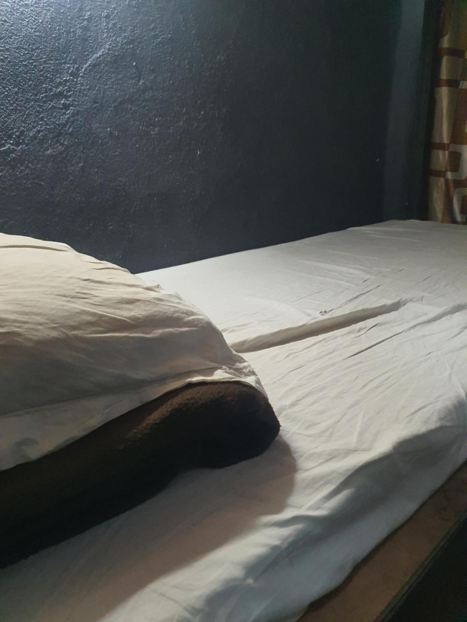 Bapuji Dormitory Hostel Mumbai Eksteriør bilde